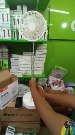 High Quality Lasting Adjustable Rechargeable Table Fan