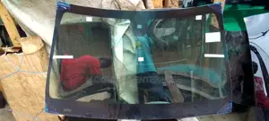 Dm for Front Windscreen Mercedes Benz C300 Available Now