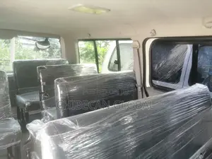 Toyota HiAce 2010 White