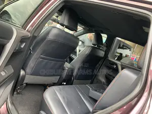 Toyota RAV4 SE AWD (2.5L 4cyl 6A) 2016