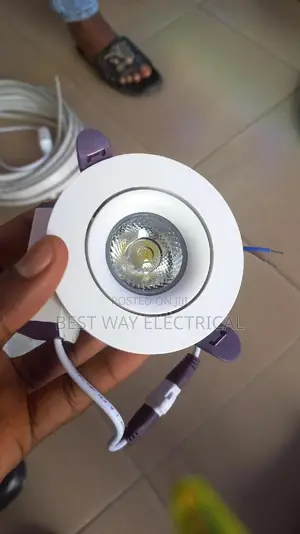 Pop Celling Spot Light
