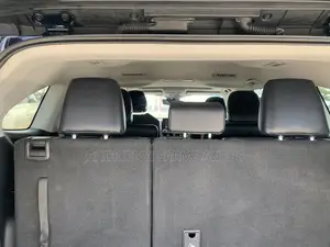 Toyota Highlander XLE 2021 Blue