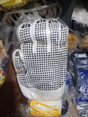 Cutting Dotted Glove