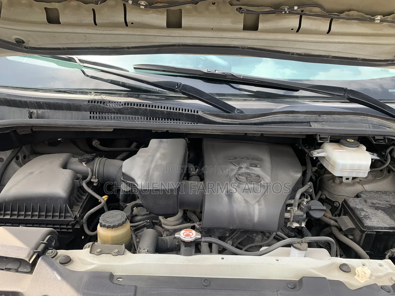 Toyota HiAce 2020 White