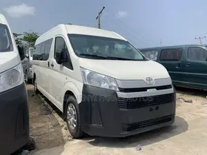 Toyota HiAce 2020 White