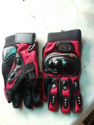 Red Hand Gloves