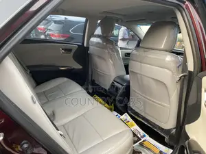 Toyota Avalon 2015 Beige