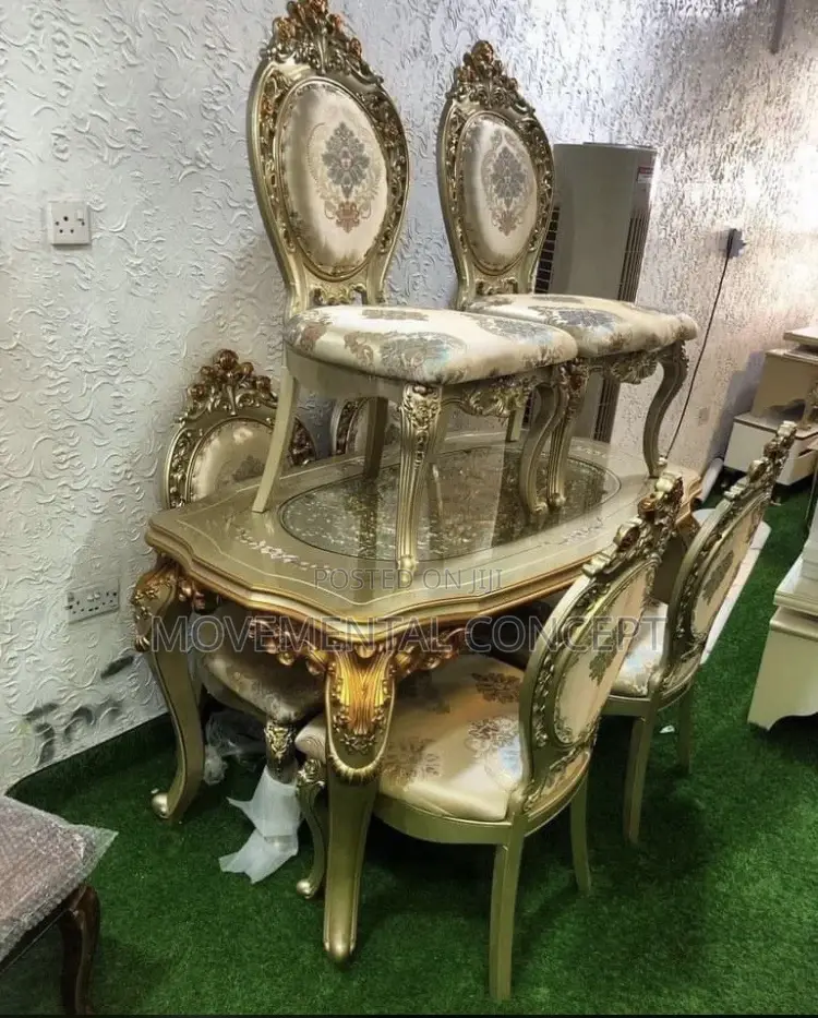 Royal Dinning Set