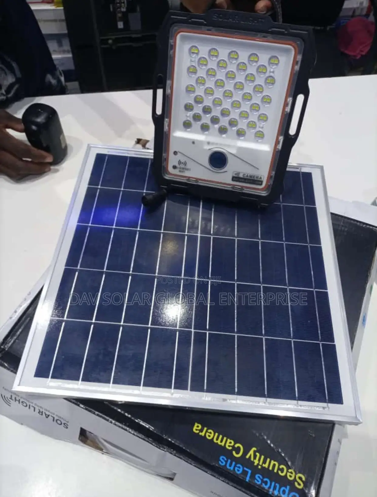 100w Solar Light With CCTV Camera