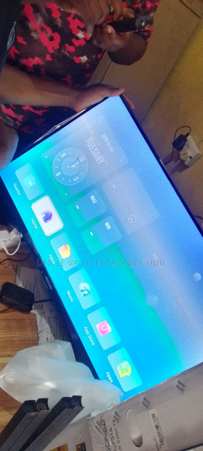 Mooved 43 LED TV