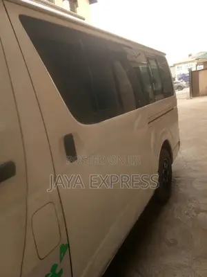 Toyota Haice Full AC, Readily Available for Hire