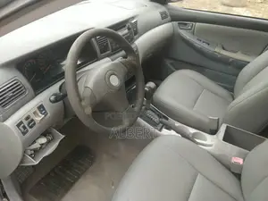 Toyota Corolla 2005 Silver