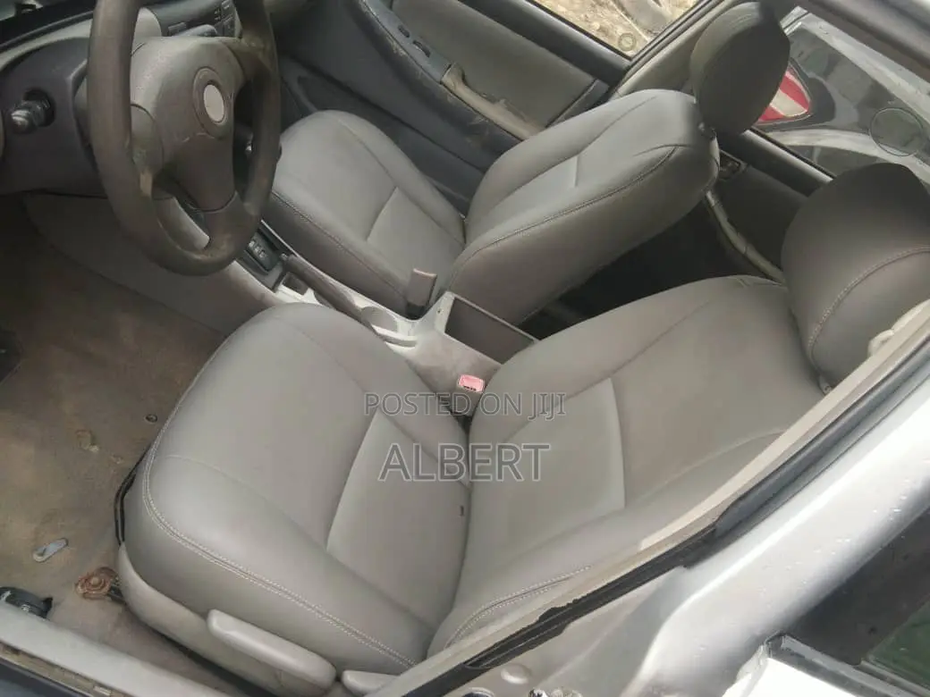 Toyota Corolla 2005 Silver