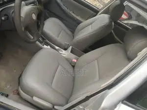 Toyota Corolla 2005 Silver