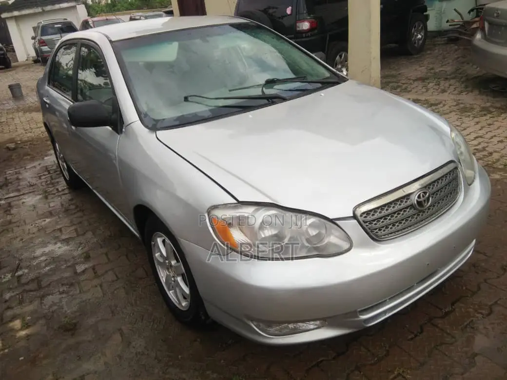 Toyota Corolla 2005 Silver