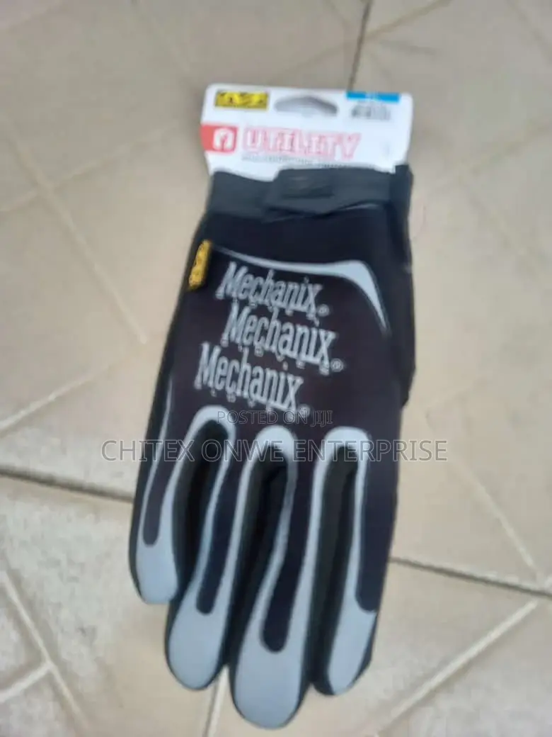 Hand Glove