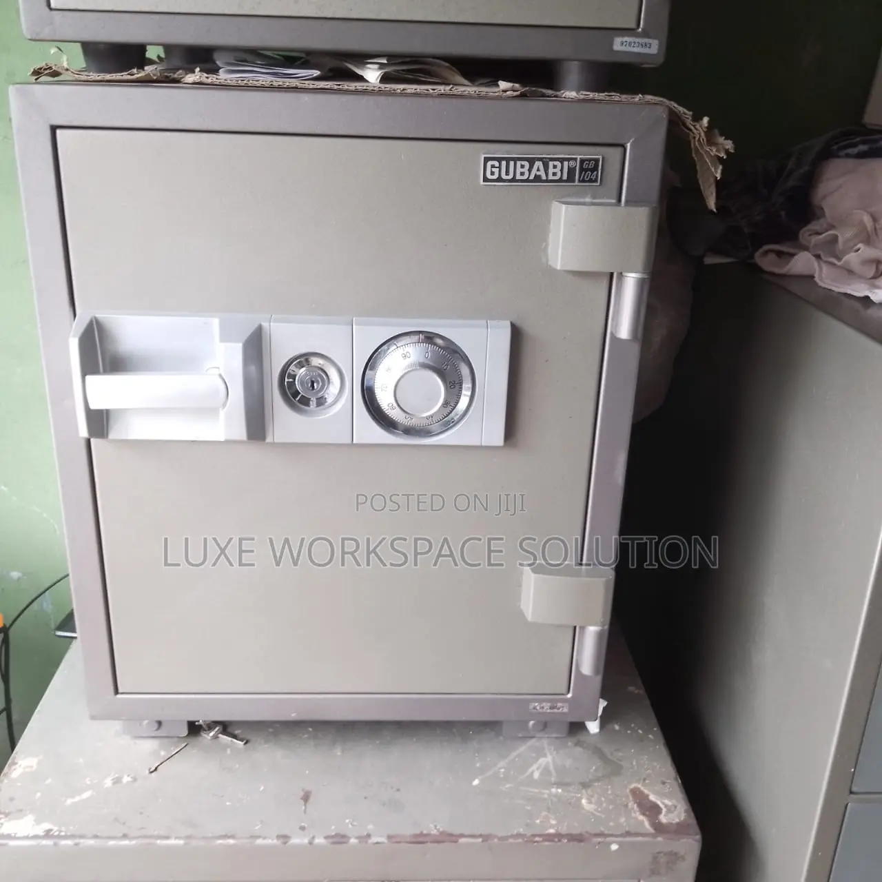 Gubabi Medium Sized Fireproof Safe