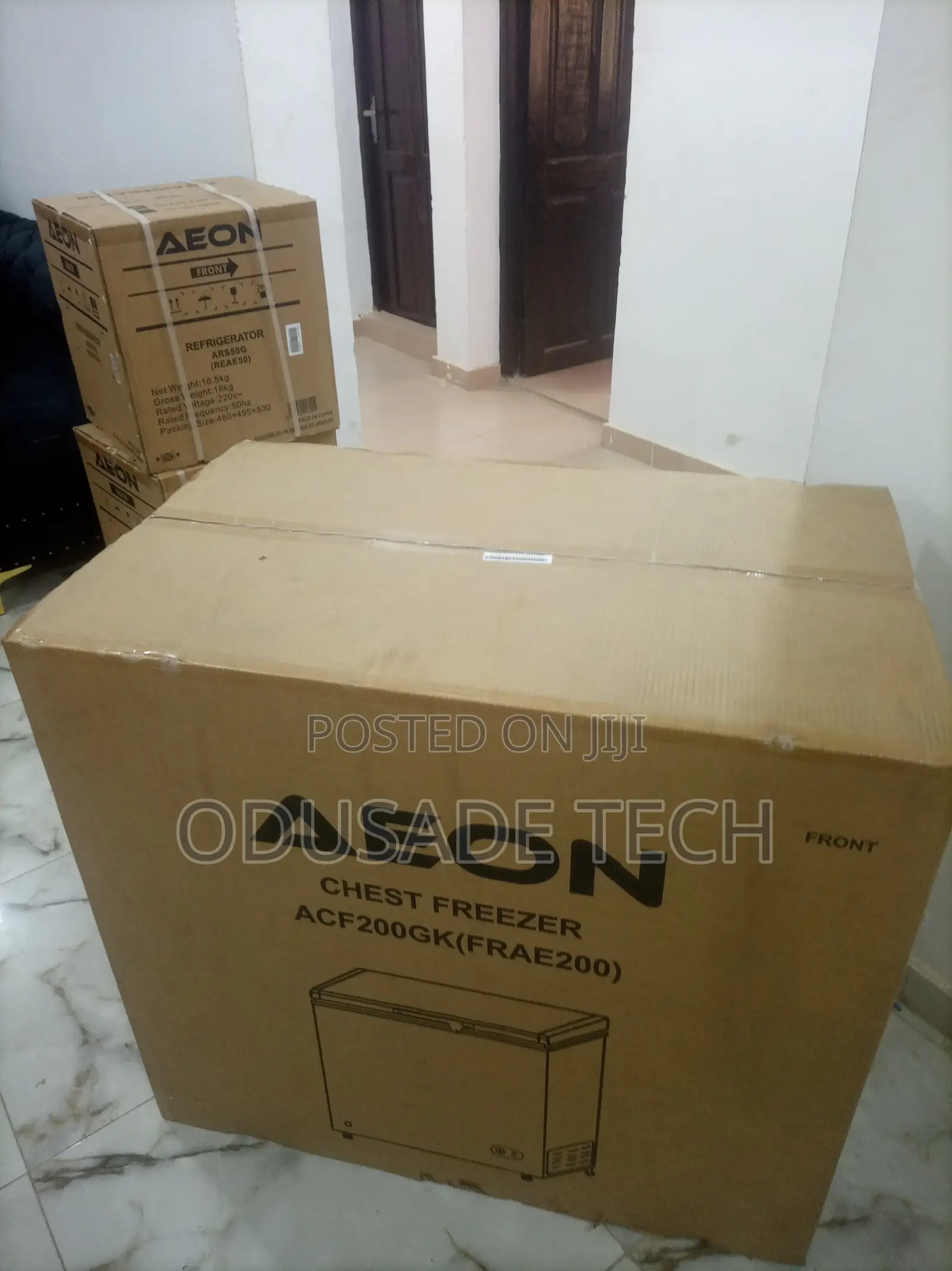 200l Aeon Chest Freezer