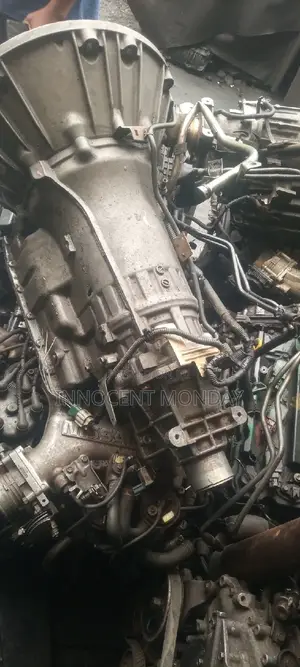 Nissan Pathfinder 2005-2012 Transmission.
