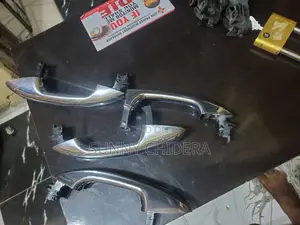 C300 2015/16 Complete Door Handles _ Key