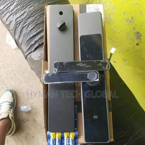 R3 Smart Lock With Card, Code, Fingerprint And App Unlocking