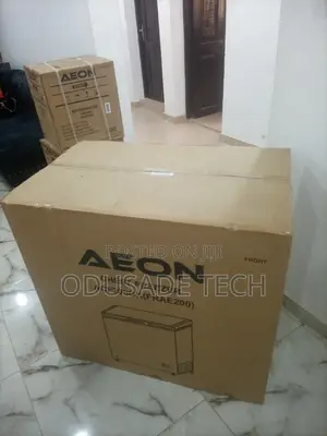 Durable Chest Freezer Aeon 200l