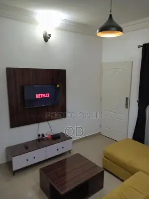Posh One Bedroom Apartment, Wifi, Smart Tv,24hr Powr,Securit
