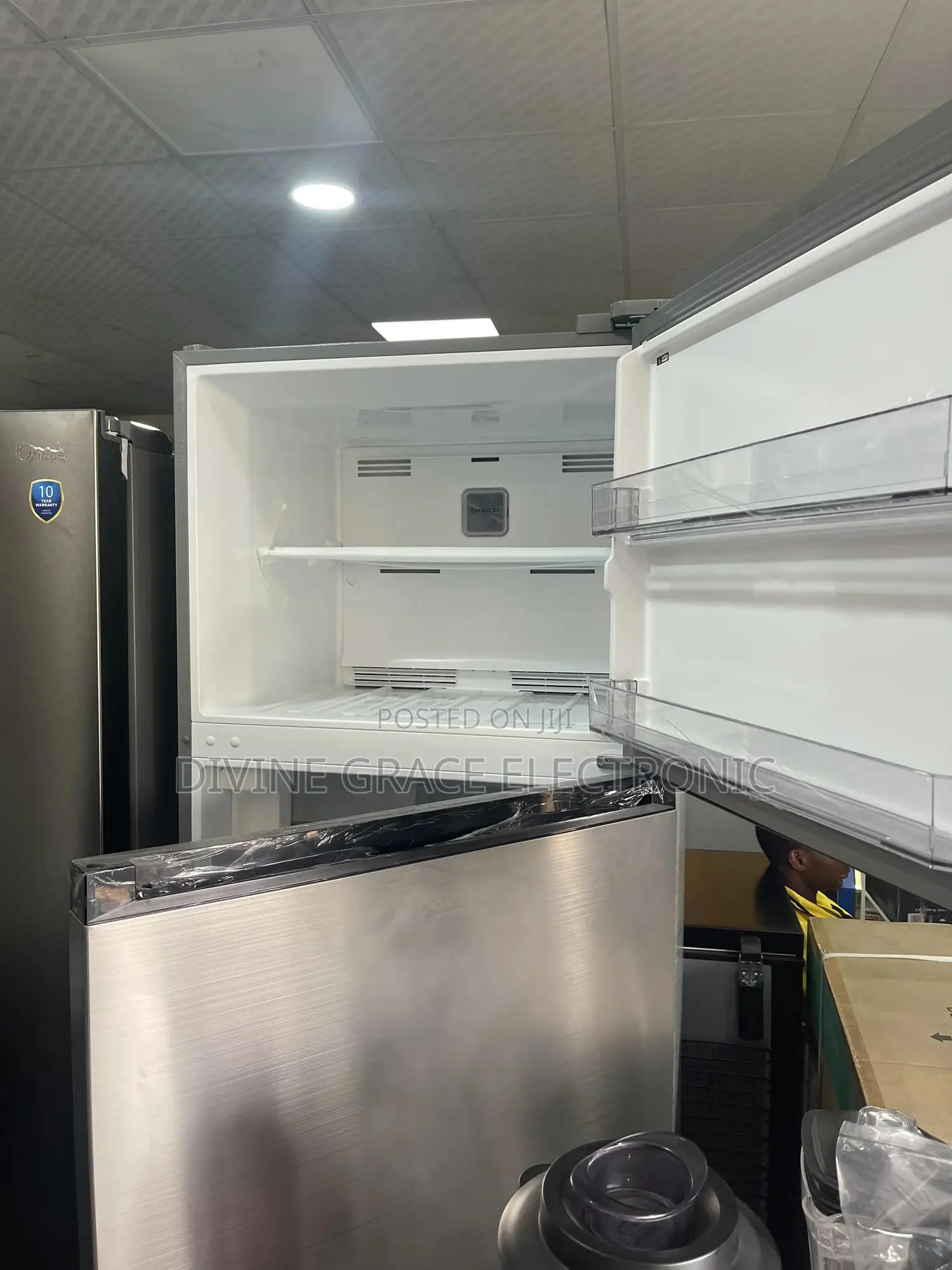 465 Litres Midea Double Door Refrigerator