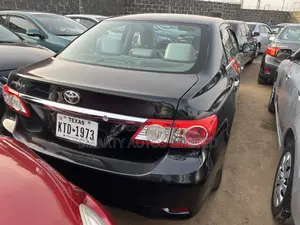 Toyota Corolla 2011 Black