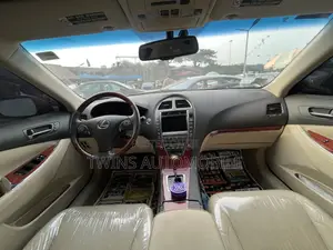 Lexus ES 350 2011 Red
