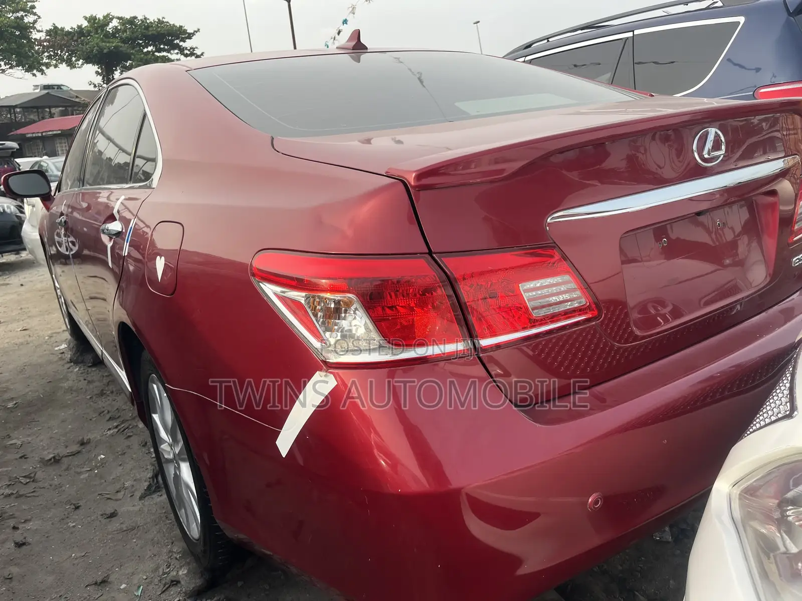 Lexus ES 350 2011 Red