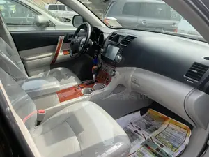 Toyota Highlander 2011 Black