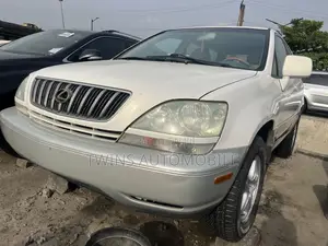 Lexus RX 300 2002 White