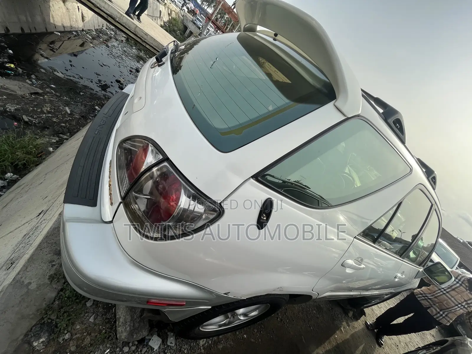 Lexus RX 300 2002 White