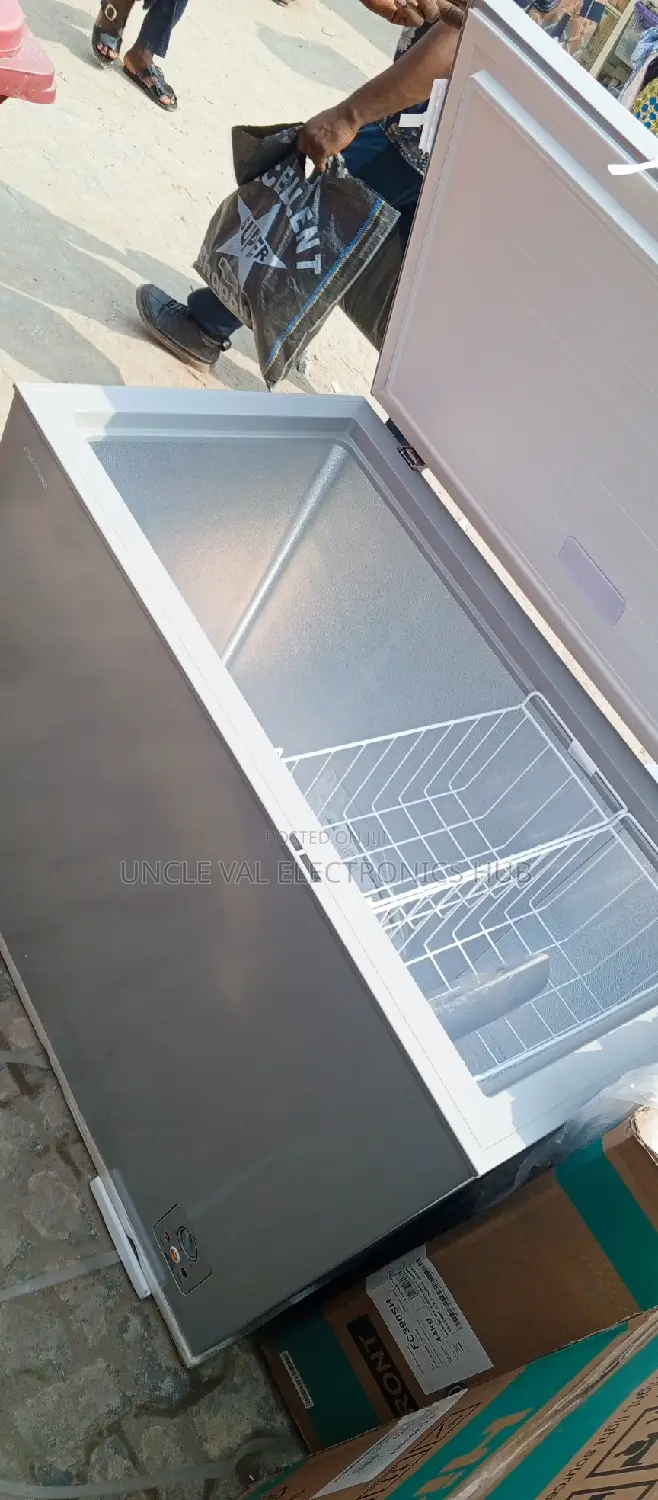 Hisense Chest Freezer 390SH