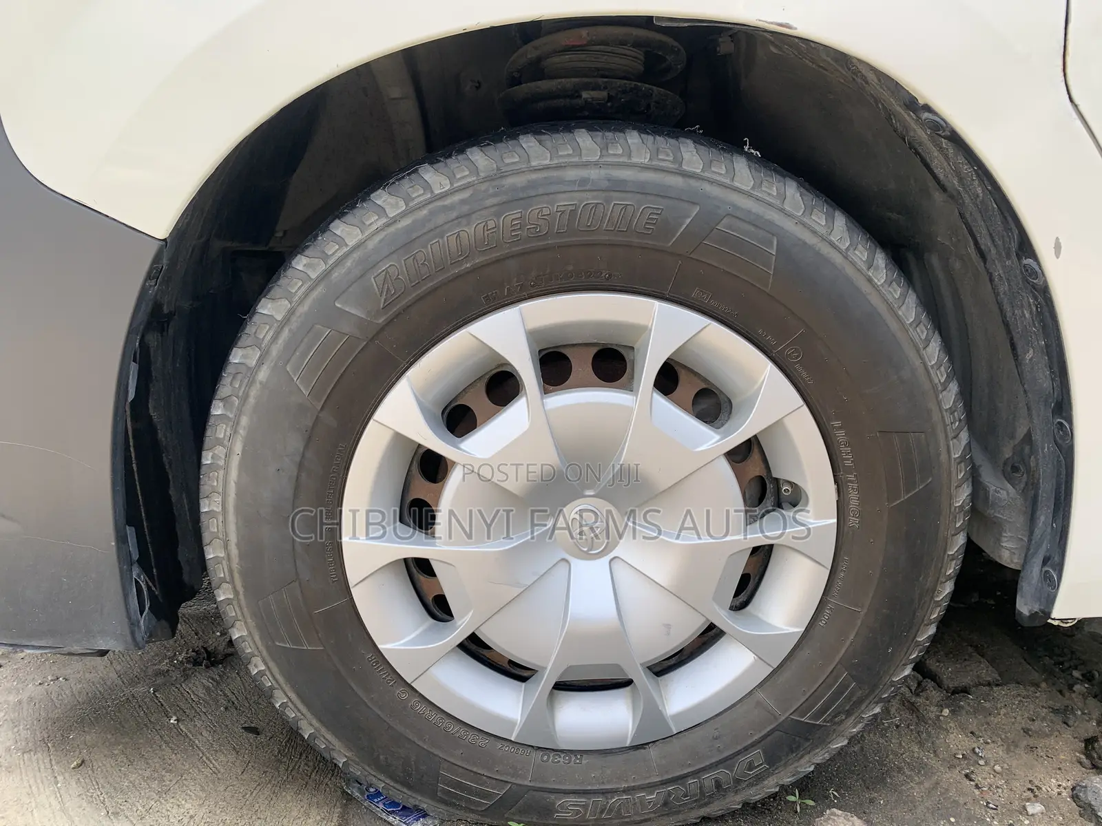Toyota HiAce 2020 White