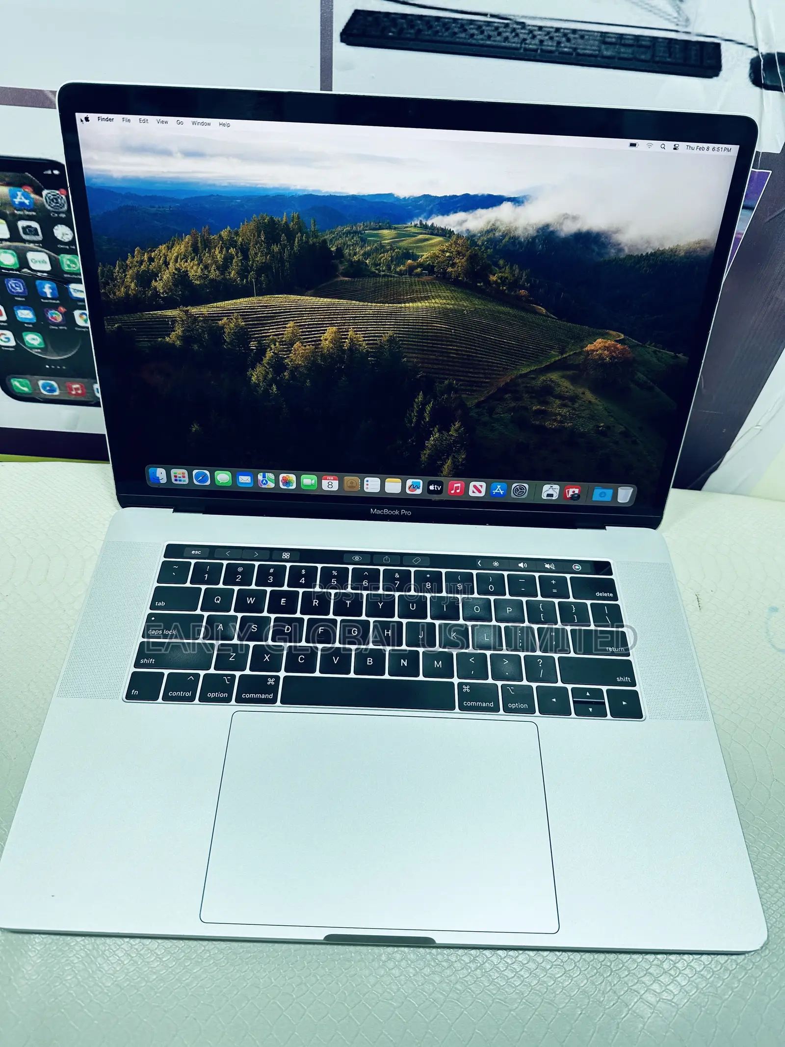 Laptop Apple MacBook Pro 2018 8GB Intel Core I5 SSD 256GB