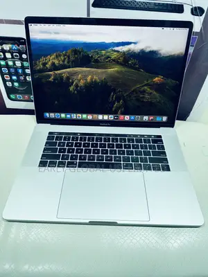 Laptop Apple MacBook Pro 2018 8GB Intel Core I5 SSD 256GB