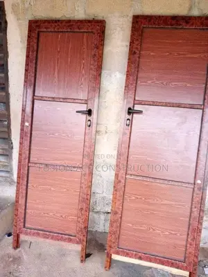 Toilet Door’S