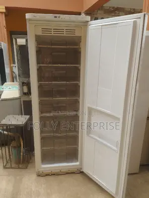 Upright Freezer (Standing) 8 Steps