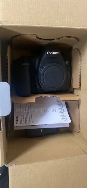 Canon EOS 6D Digital Camera Body