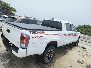 Toyota Tacoma TRD Sport 2021 White