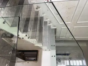 10mm Plain Tempered Glass Staircase