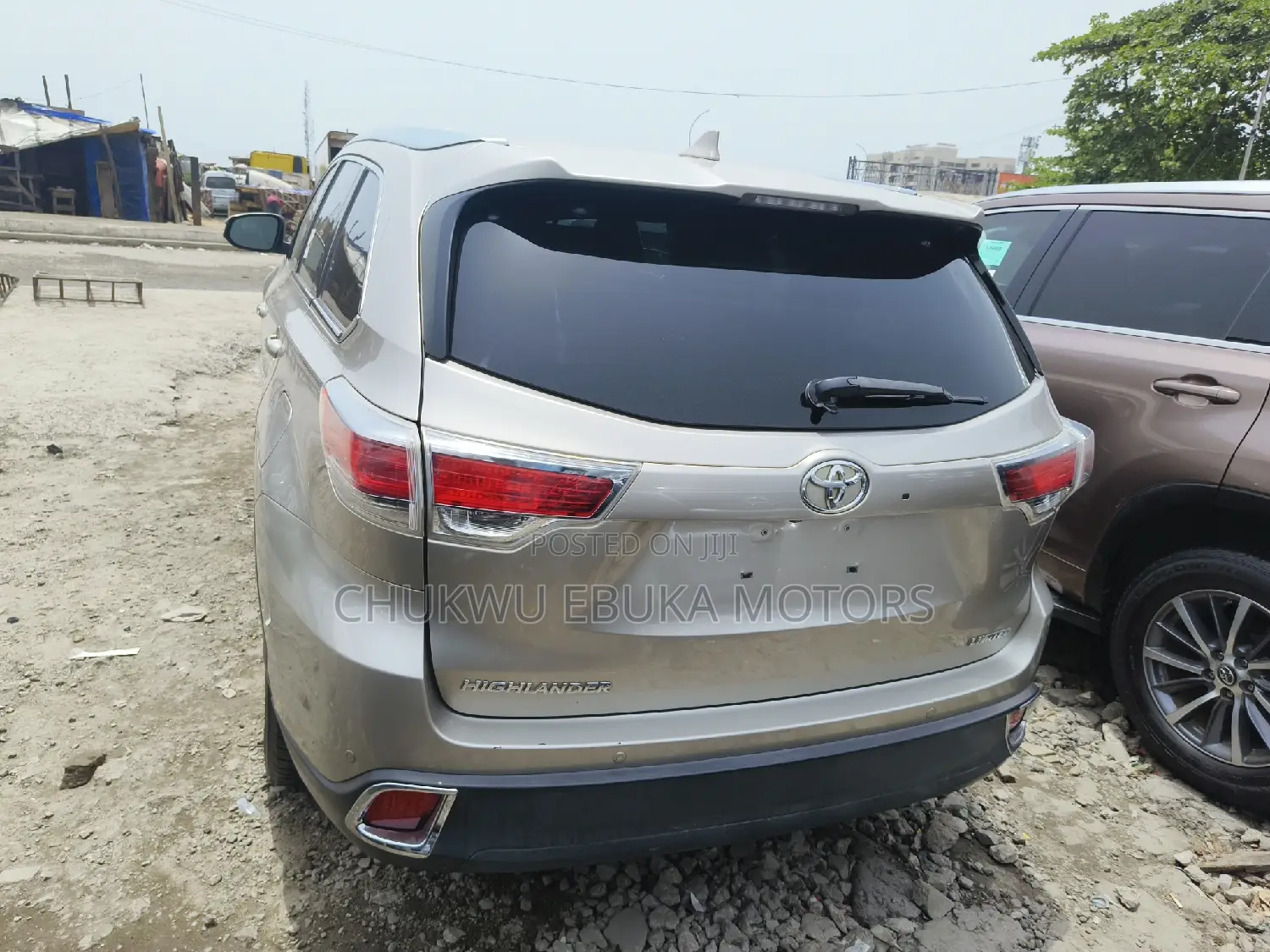 Toyota Highlander 2017 Gold