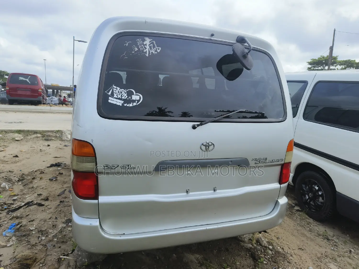 Toyota HiAce 2001 Silver