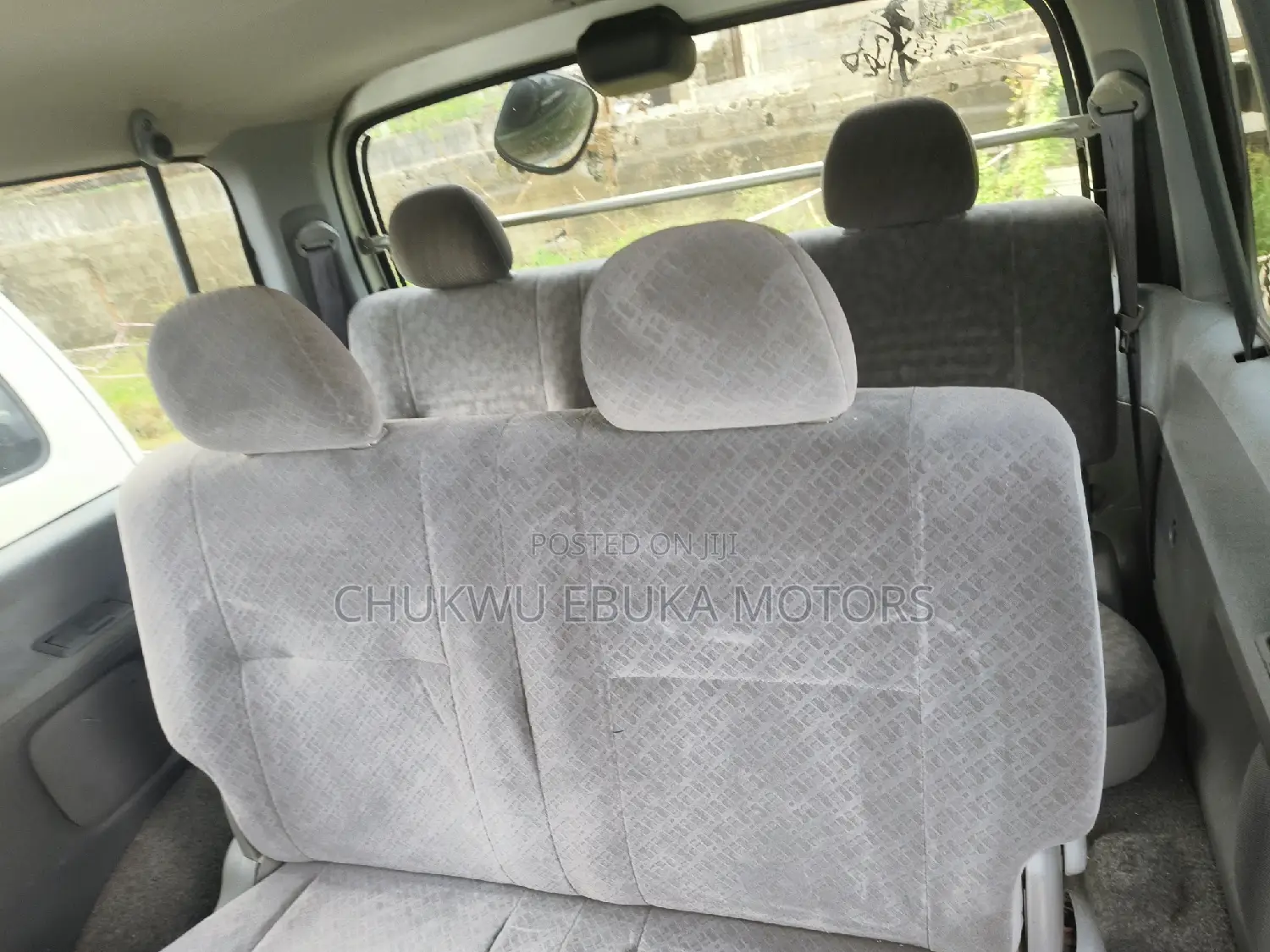 Toyota HiAce 2001 Silver