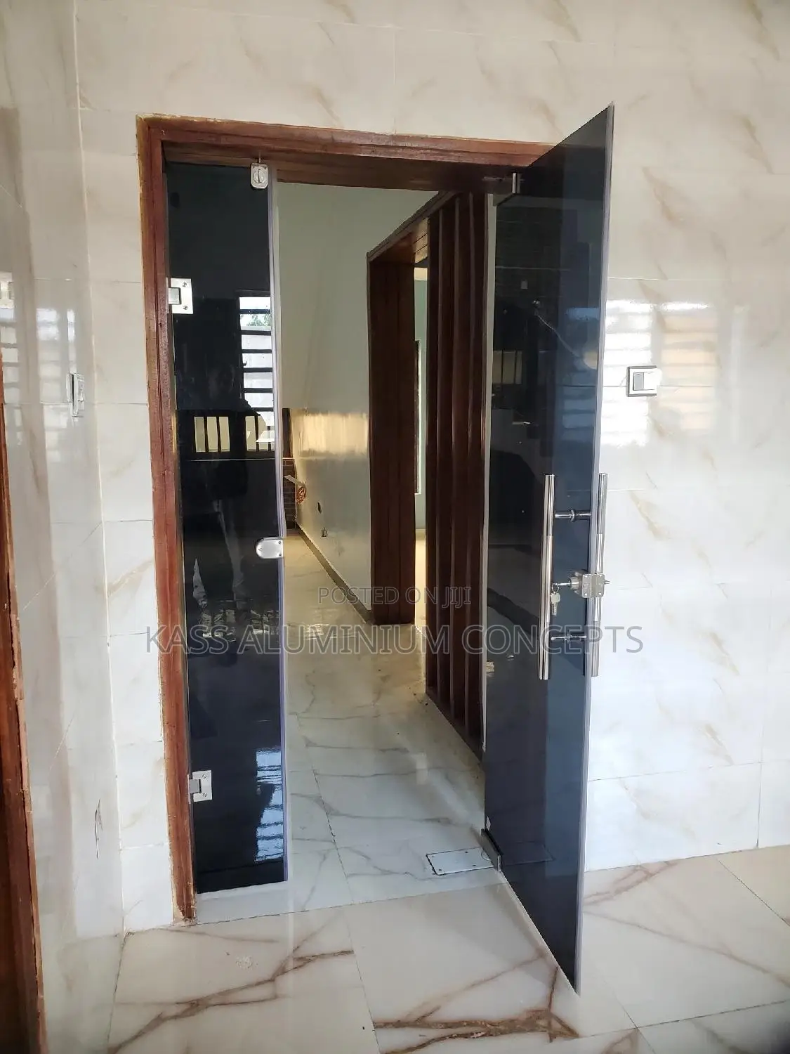 10mm Tempered Glass Grey