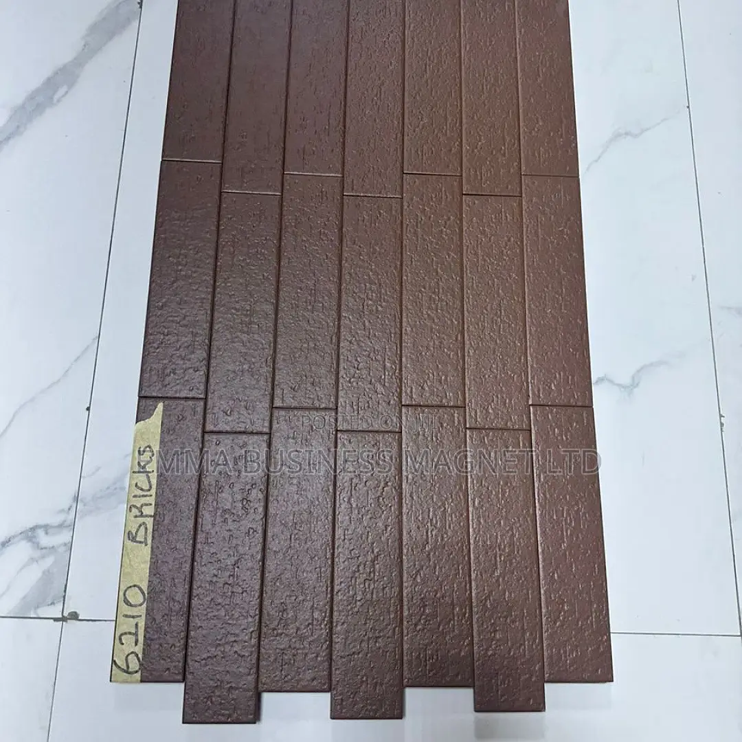 High Quality China Bricks Tiles