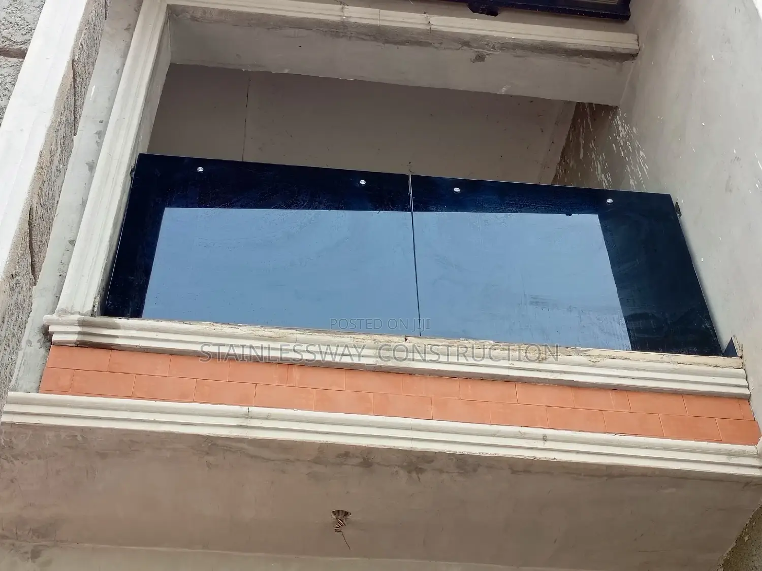 Balcony Grey Glass Handrails
