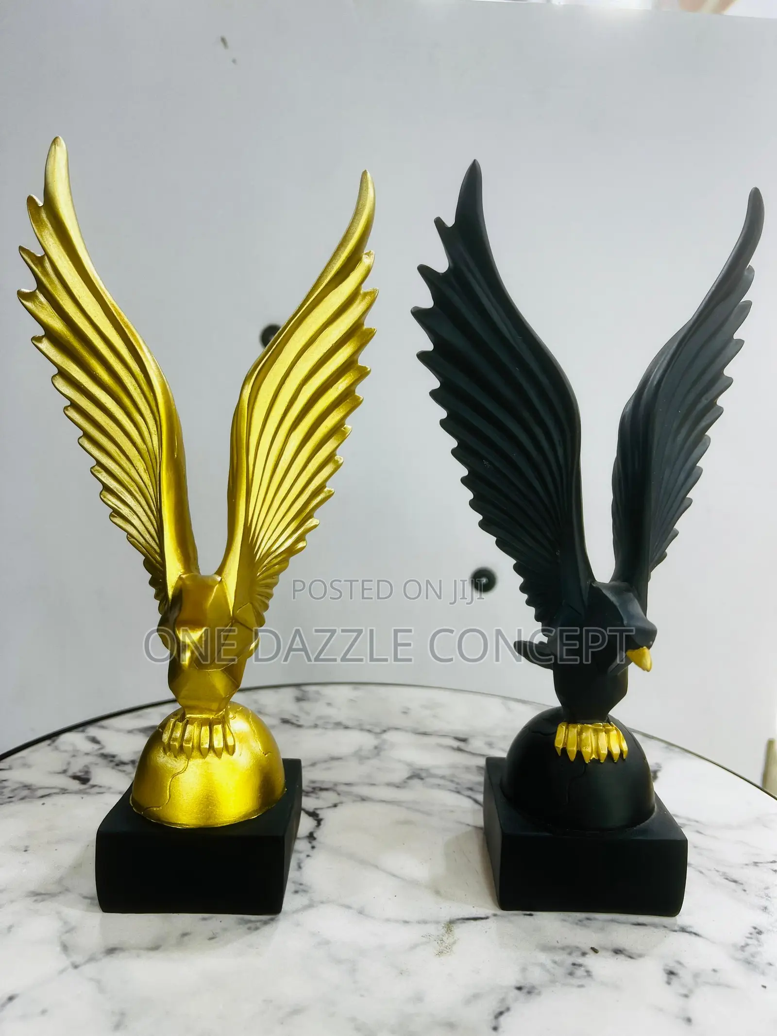 Stunning Eagle Figurine